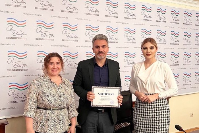 Jurnalistlər üçün “Azərbaycanın xarici siyasət gündəmi” mövzusunda təlim keçirilib - FOTOLAR