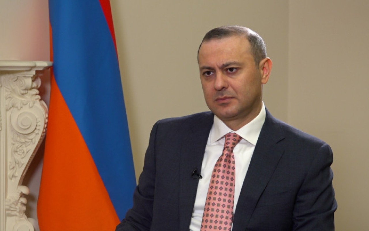 "Ermənistan-Rusiya münasibətlərində böhran görmürəm"