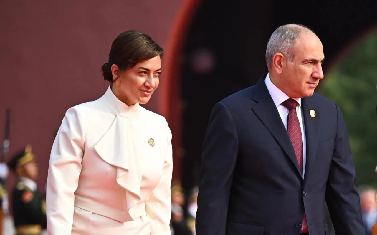 Anna Hakobyan Paşinyanın həyat yoldaşı kimi Amerikaya göndəriləcək