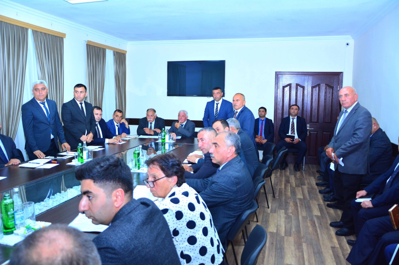 Ağstafada Dövlət Proqramına həsr olunan müşavirə keçirildi - FOTOLAR