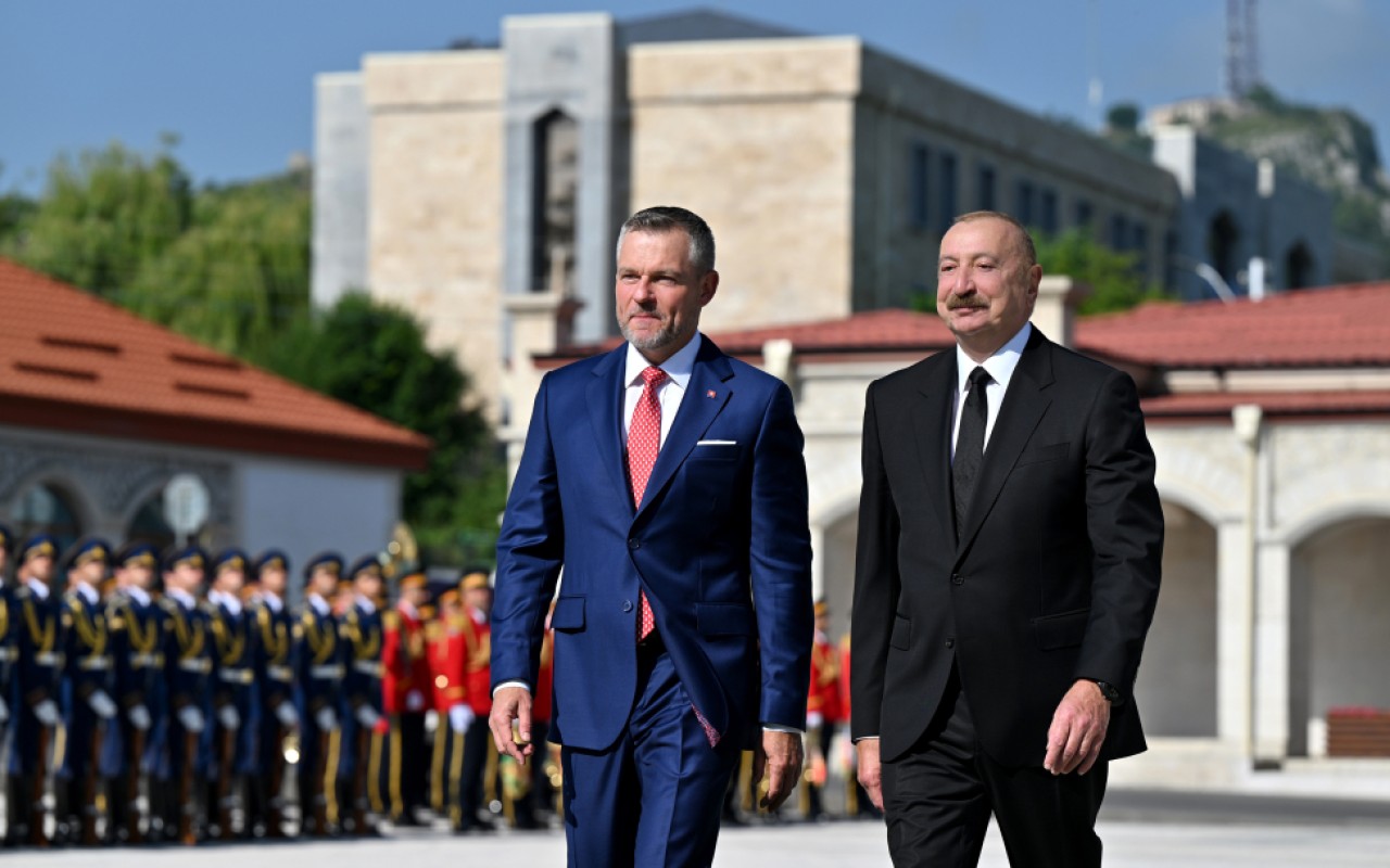 İlham Əliyev Slovakiya Prezidentini Şuşada qarşıladı- FOTOLAR