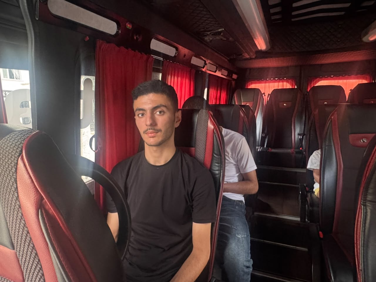 Daha 9 ailə doğma yurda yola salındı - FOTOLAR
