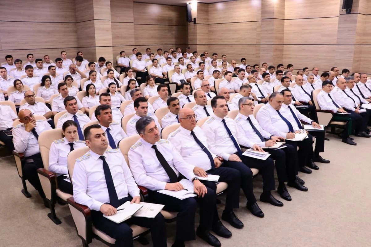 Bakı şəhər prokurorluğunda əməliyyat müşavirəsi keçirildi - FOTOLAR
