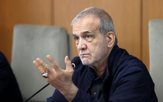 "Bütün region zərər görəcək" - Pezeşkian müharibədən danışdı