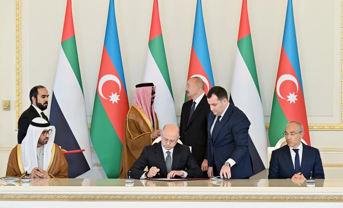 Azərbaycanla Birləşmiş Ərəb Əmirlikləri arasında 6 sənəd imzalandı - FOTO