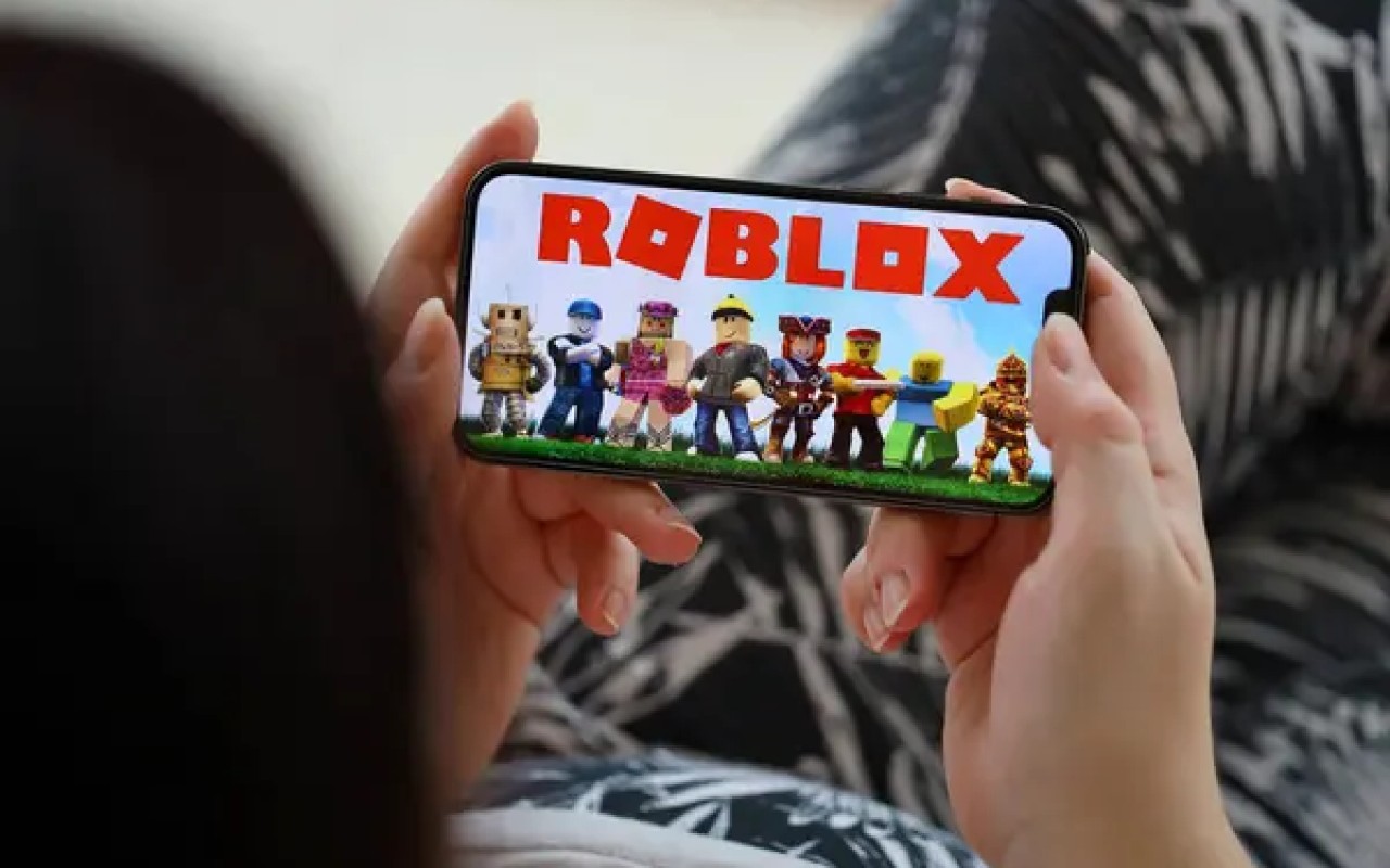 Bakıda yeniyetmə “Roblox” oyununa görə özünü atıb - RƏSMİ