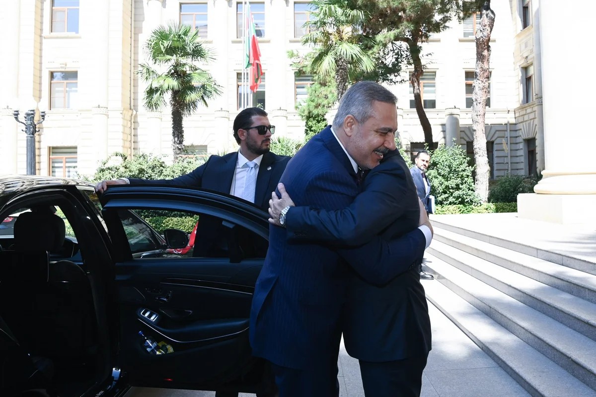 Ceyhun Bayramov Hakan Fidanı qarşıladı - FOTOLAR
