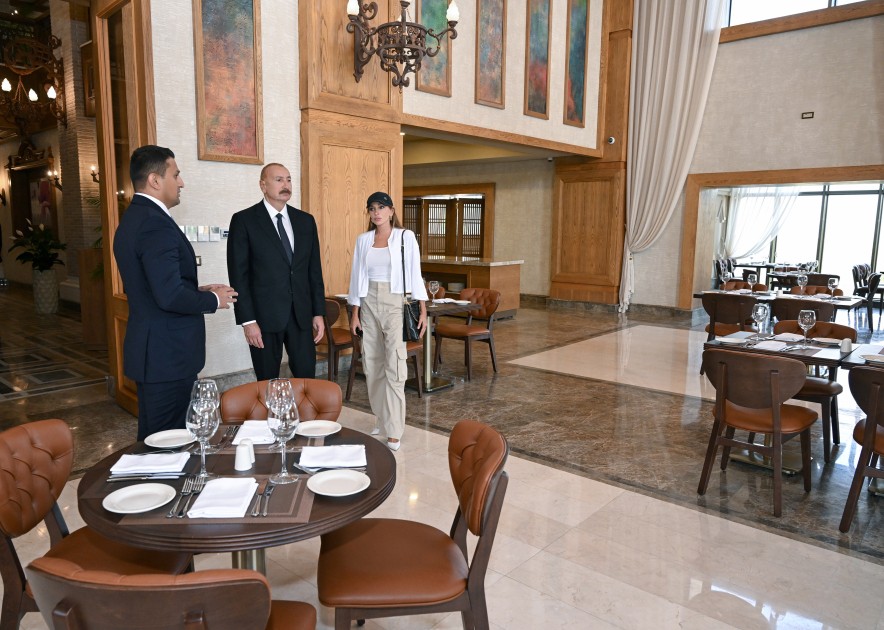 İlham Əliyev və birinci xanım "Pirqulu Park" hotelinin açılışında - YENİLƏNİB