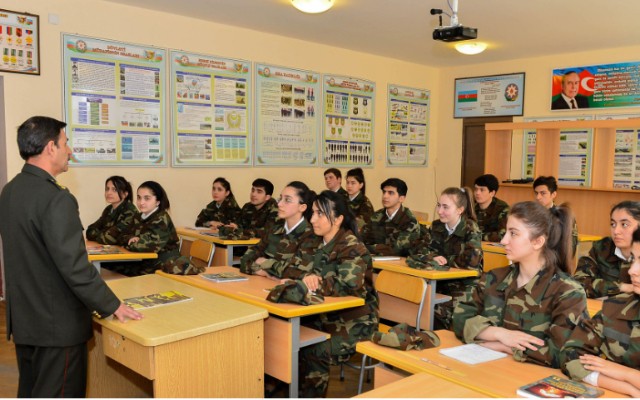 Yeni qərar hansı müəllimlərə şamil olunmayacaq?