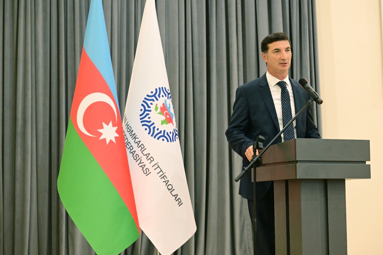 Ümumdünya Layiqli Əmək Günü ilə əlaqədar tədbir keçirilib - FOTOLAR