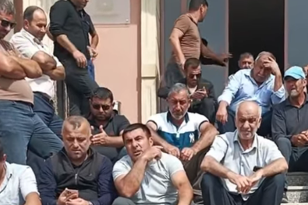 Nazirlikdən pampıqçıların narazılığına CAVAB