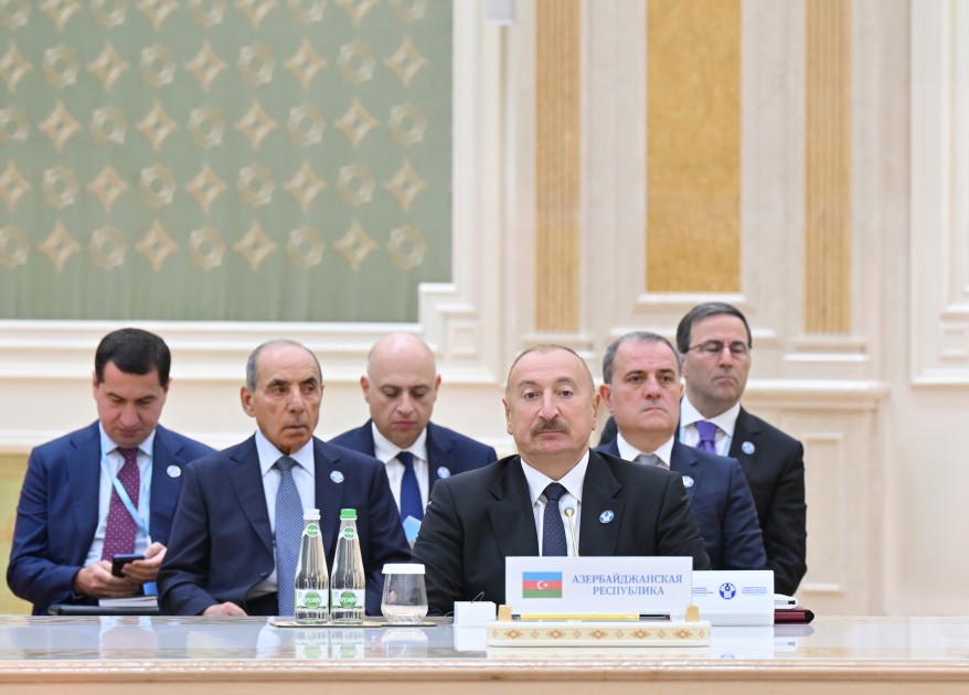 İlham Əliyev MDB Dövlət Başçıları Şurasının geniş tərkibdə iclasında iştirak etdi - FOTOLAR (YENİLƏNİB)