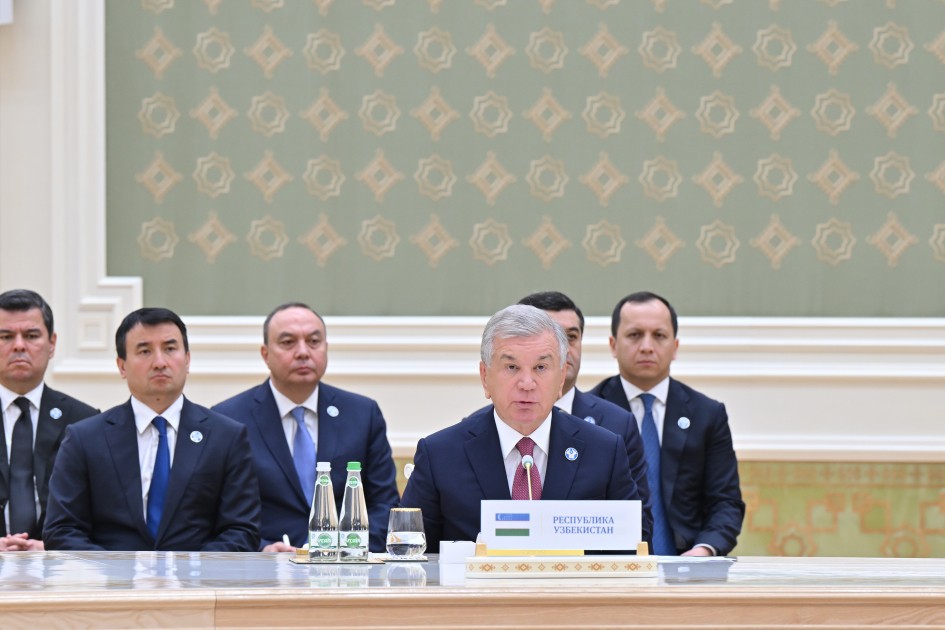 İlham Əliyev MDB Dövlət Başçıları Şurasının geniş tərkibdə iclasında iştirak etdi - FOTOLAR (YENİLƏNİB)