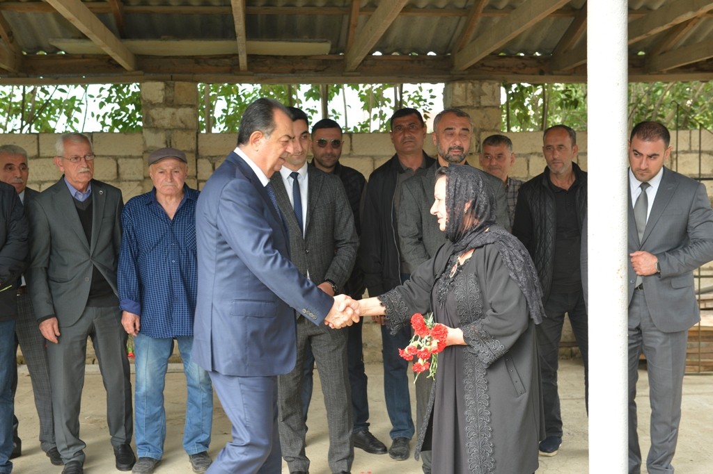 Lənkəran ŞİH başçısı şəhidin məzarını ziyarət edib - FOTOLAR