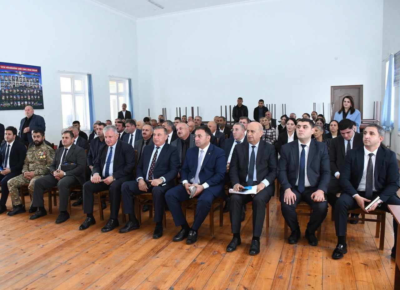 Vaqif Həsənovun Yeni İmamqulubəyli qəsəbəsində səyyar qəbul-görüşü keçirilib - FOTOLAR