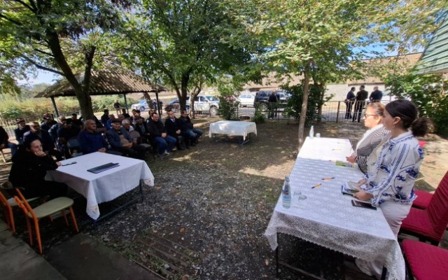 Qaxda qəhvəyi mərmər bağacığına qarşı tədbirlər keçirildi - FOTOLAR