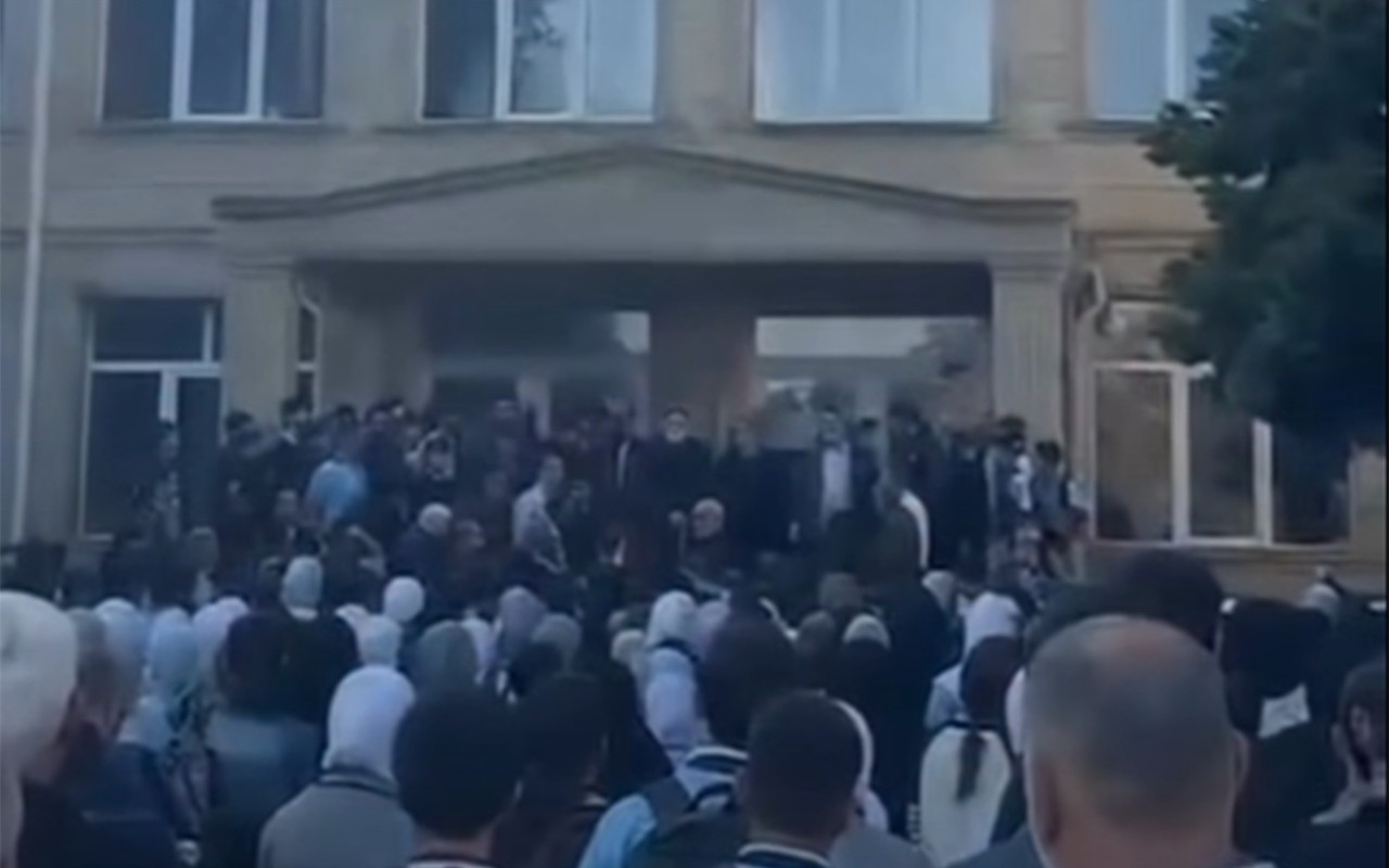 İctimai qaydanı kobud şəkildə pozan 37 nəfər həbs edildi