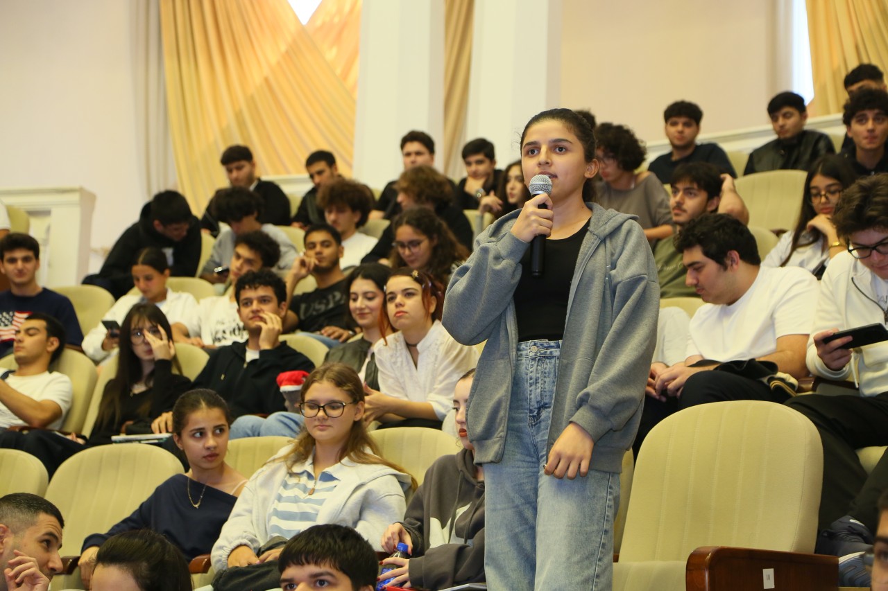 AzTU-da Təhsil Tələbə Krediti Fondunun nümayəndələri ilə görüş keçirilib - FOTOLAR