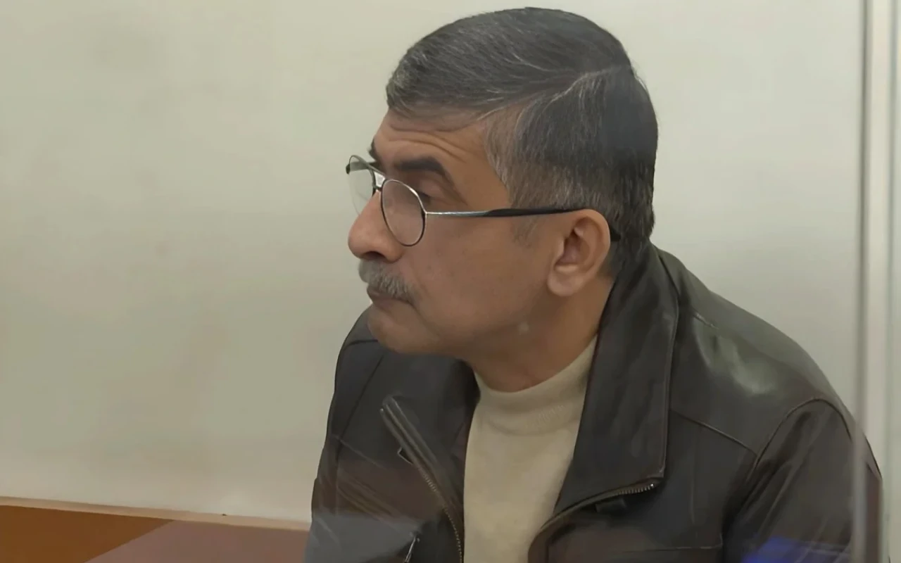 Rüşvət almaqda ittiham edilən Hüseyn Seyidov azadlığa buraxıldı