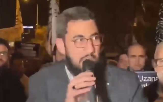 Ankarada səfirliyimiz qarşısında aksiya keçirildi - Radikal çağırışlar edildi (VİDEO)