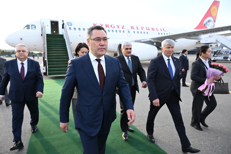Sadır Japarov Azərbaycanda - FOTOLAR