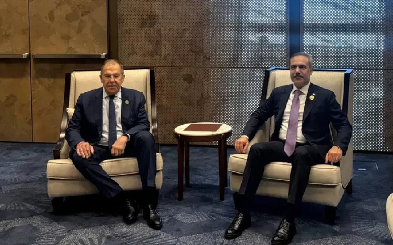 Lavrov Bakıda Fidanla görüşdü