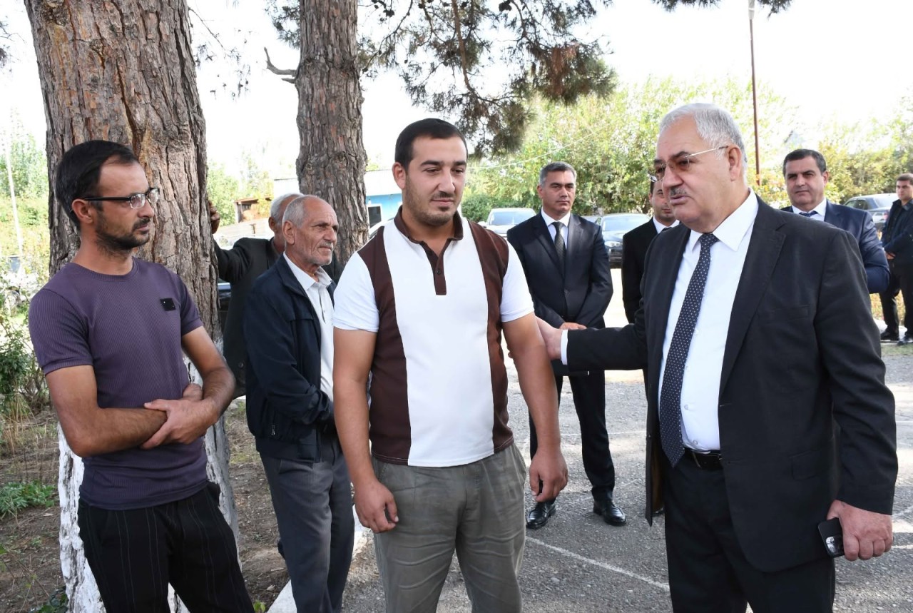 Vaqif Həsənov Gül Baharlı kəndində səyyar qəbul-görüş keçirib - FOTOLAR