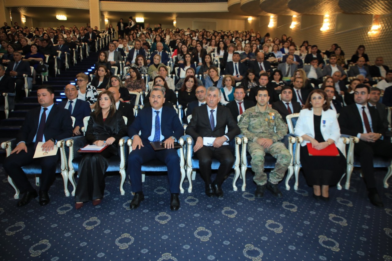 Gəncədə müşavirə keçirildi - FOTOLAR