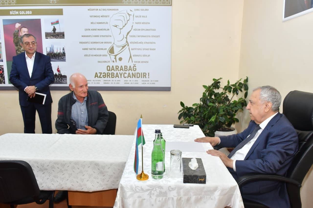 Malik İsaqov sakinlərin problemlərini dinlədi - FOTOLAR