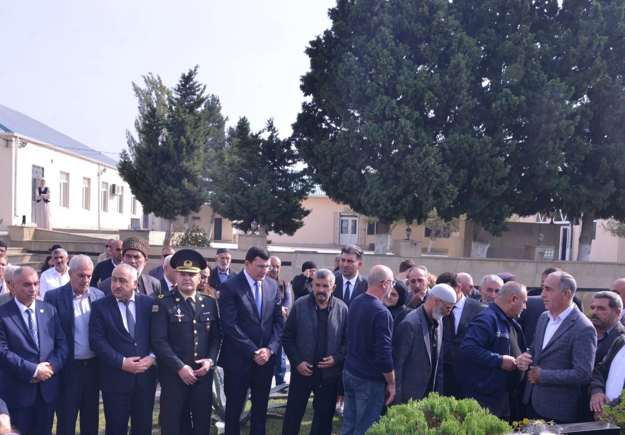 Qaradağda Vətən müharibəsi şəhidlərinin xatirəsi anılıb - FOTO