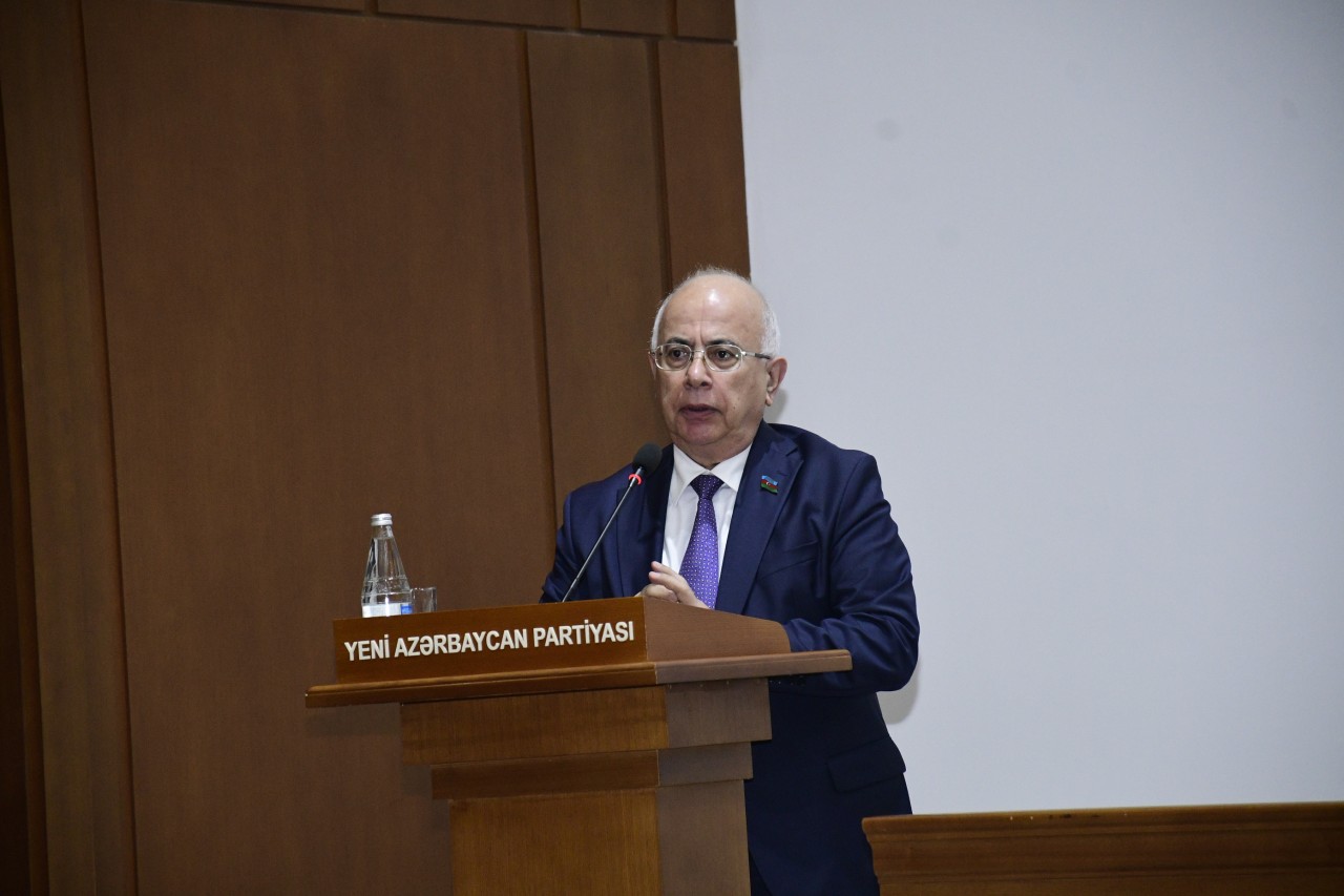 YAP İdarə Heyətinin yeni tərkibdə ilk iclası keçirildi - FOTOLAR