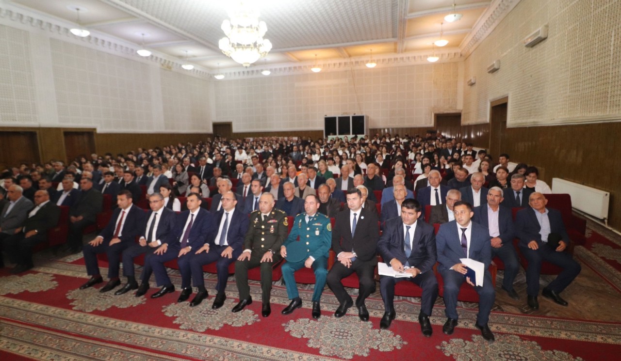 Qazaxda YAP-ın VIII Qurultayından irəli gələn vəzifələr müzakirə olunub - FOTOLAR