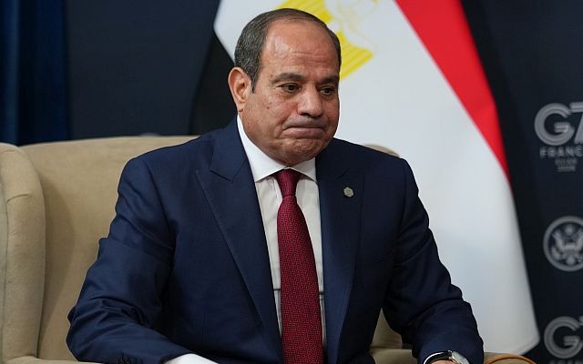 Misir Prezidenti hakimiyyətdən gedir - Son 4 il