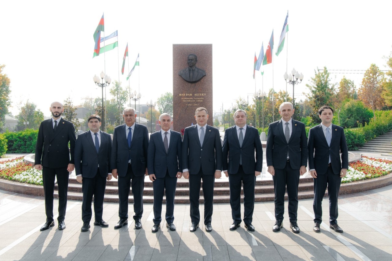 Azərbaycan və Özbəkistan həmkarlar ittifaqları arasında Memorandum imzalandı - FOTOLAR