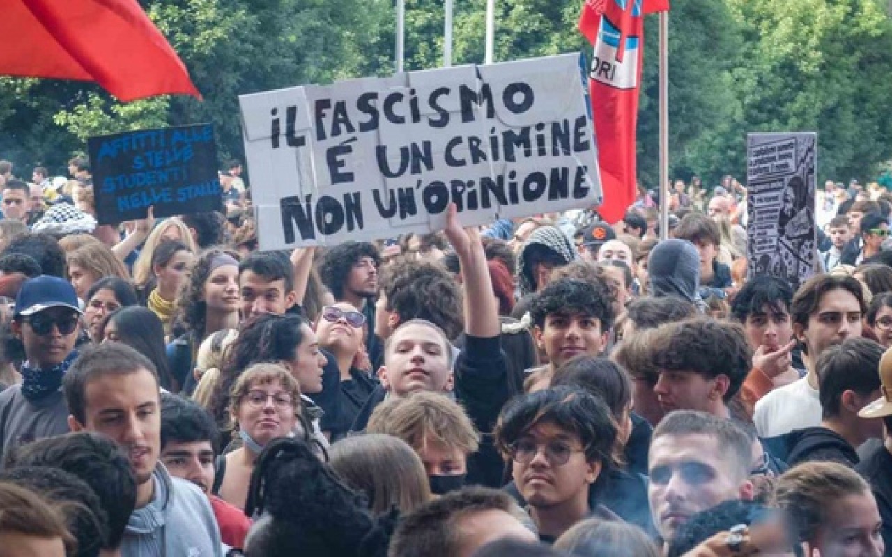 Daha bir Avropa ölkəsində aksiyalar başladı