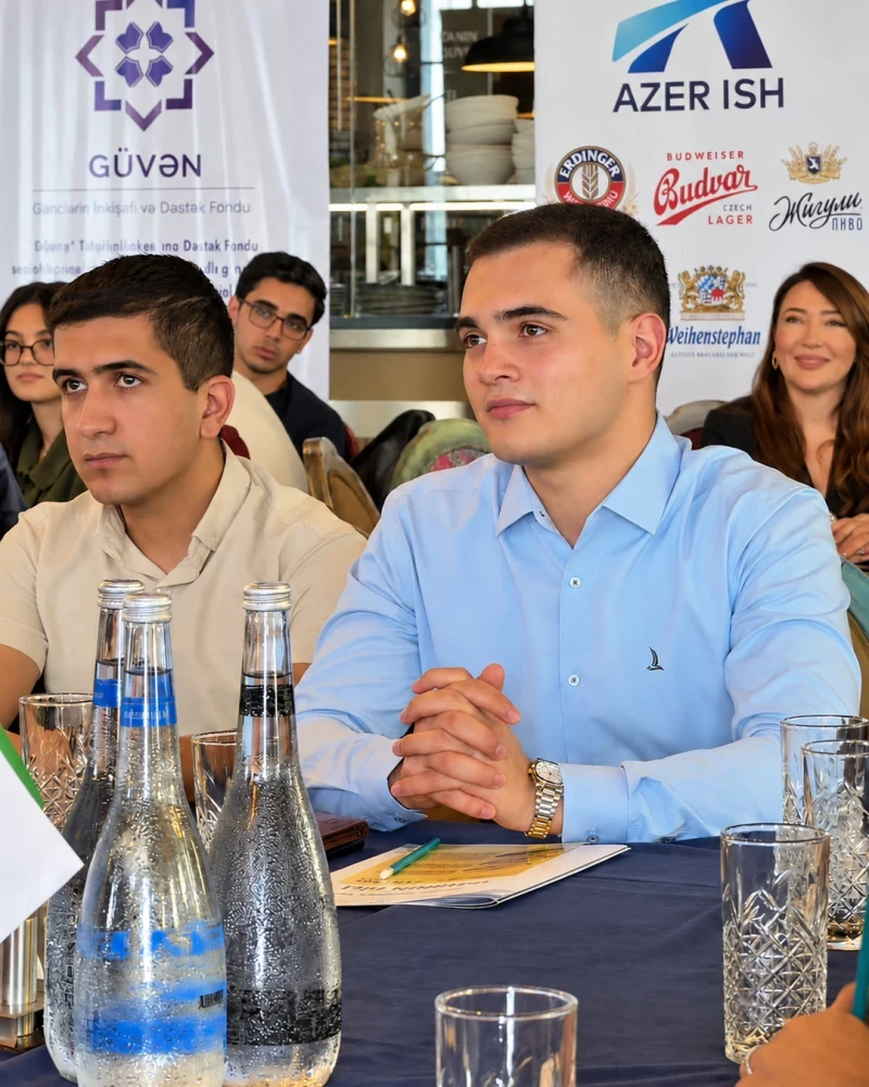 Gənclər üçün “Uğurun Dili” adlı maarifləndirici tədbir keçirildi - FOTOLAR