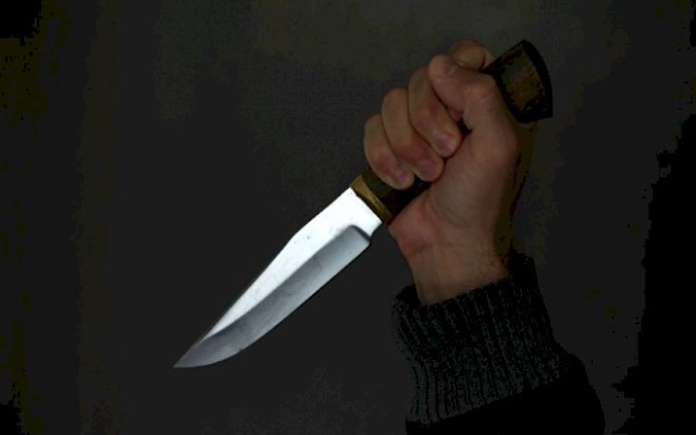 Bakda 15 yaşlı oğlan ürəyindən bıçaqlandı