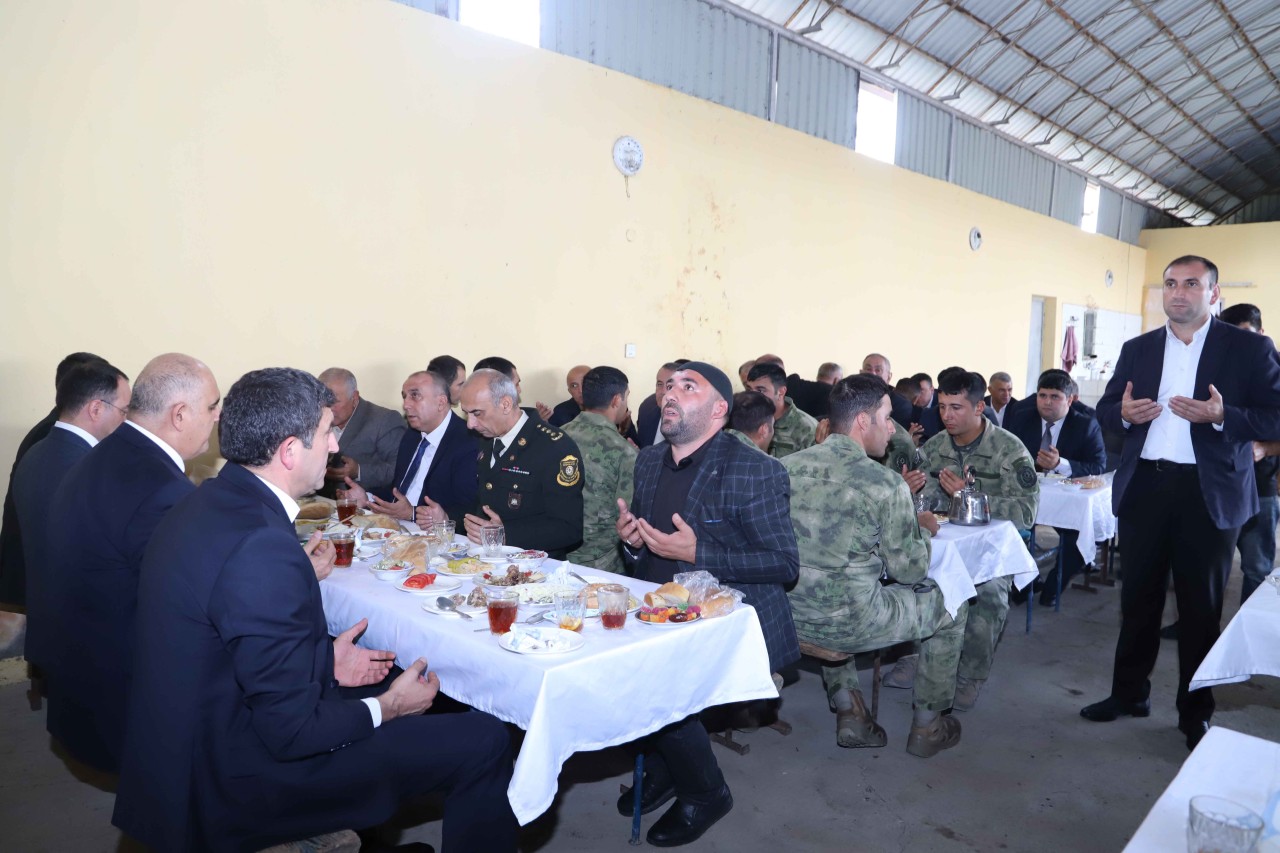 Seymur Orucov şəhidin anım mərasimində iştirak edib - FOTOLAR