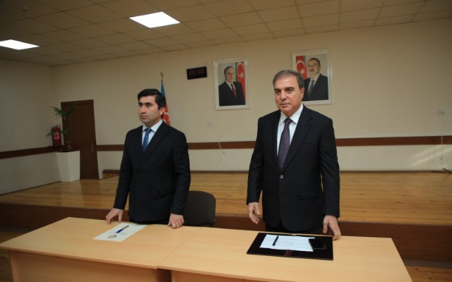 Niyazi Bayramov sakinlərin müraciətlərinin həlli ilə bağlı tapşırıqlar verdi - FOTOLAR