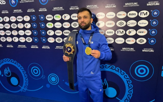"35 yaşımda beşinci dəfə dünya çempionu oldum" - Eldəniz
