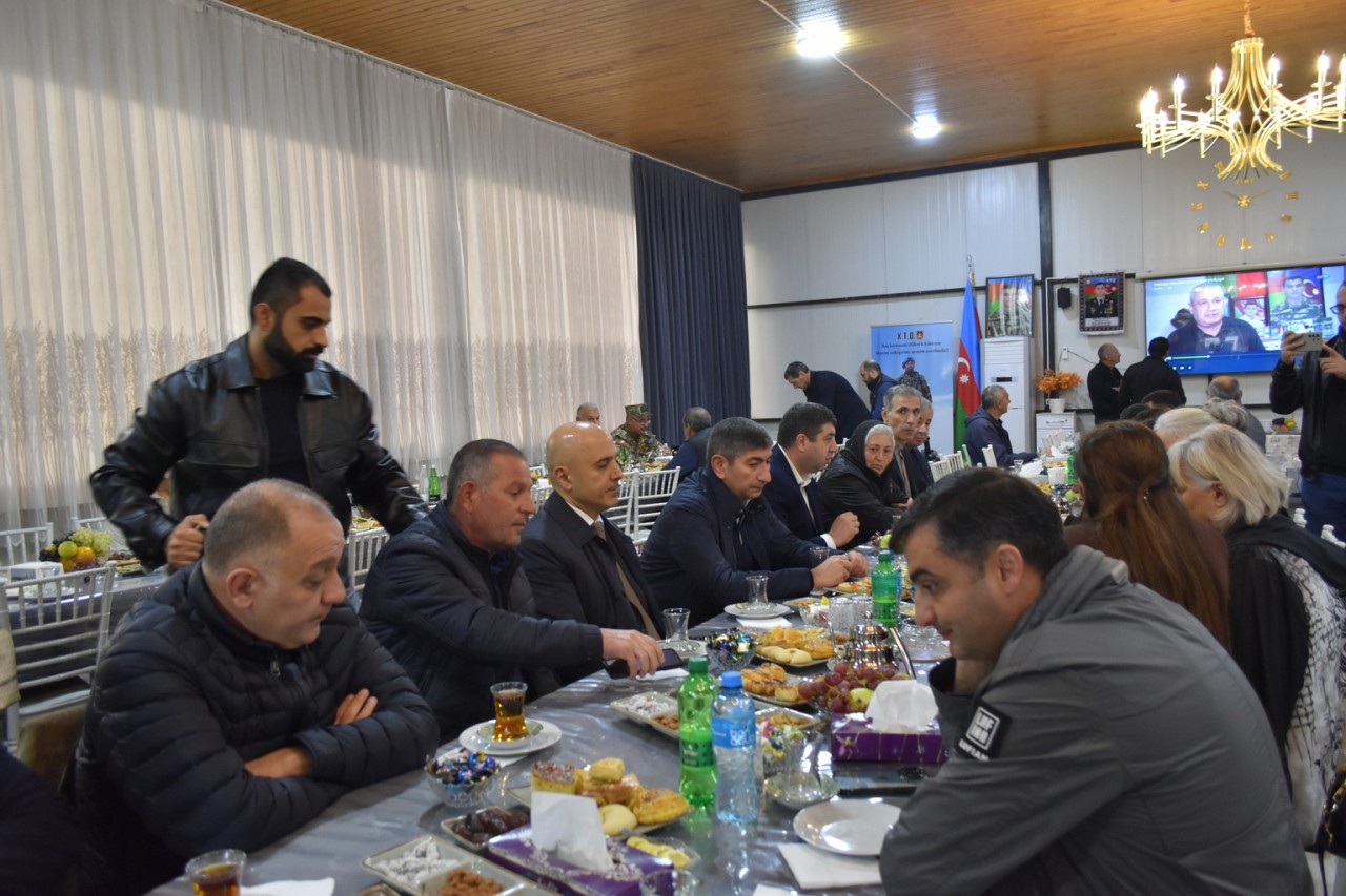 Yasamal rayonunda şəhidlər yad edilib - FOTOLAR