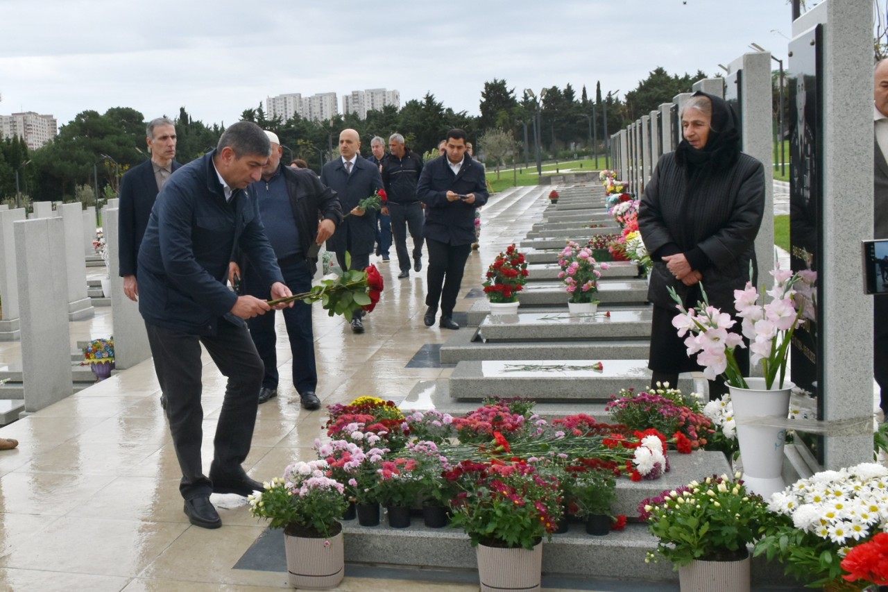 Yasamal rayonunda şəhidlər yad edilib - FOTOLAR