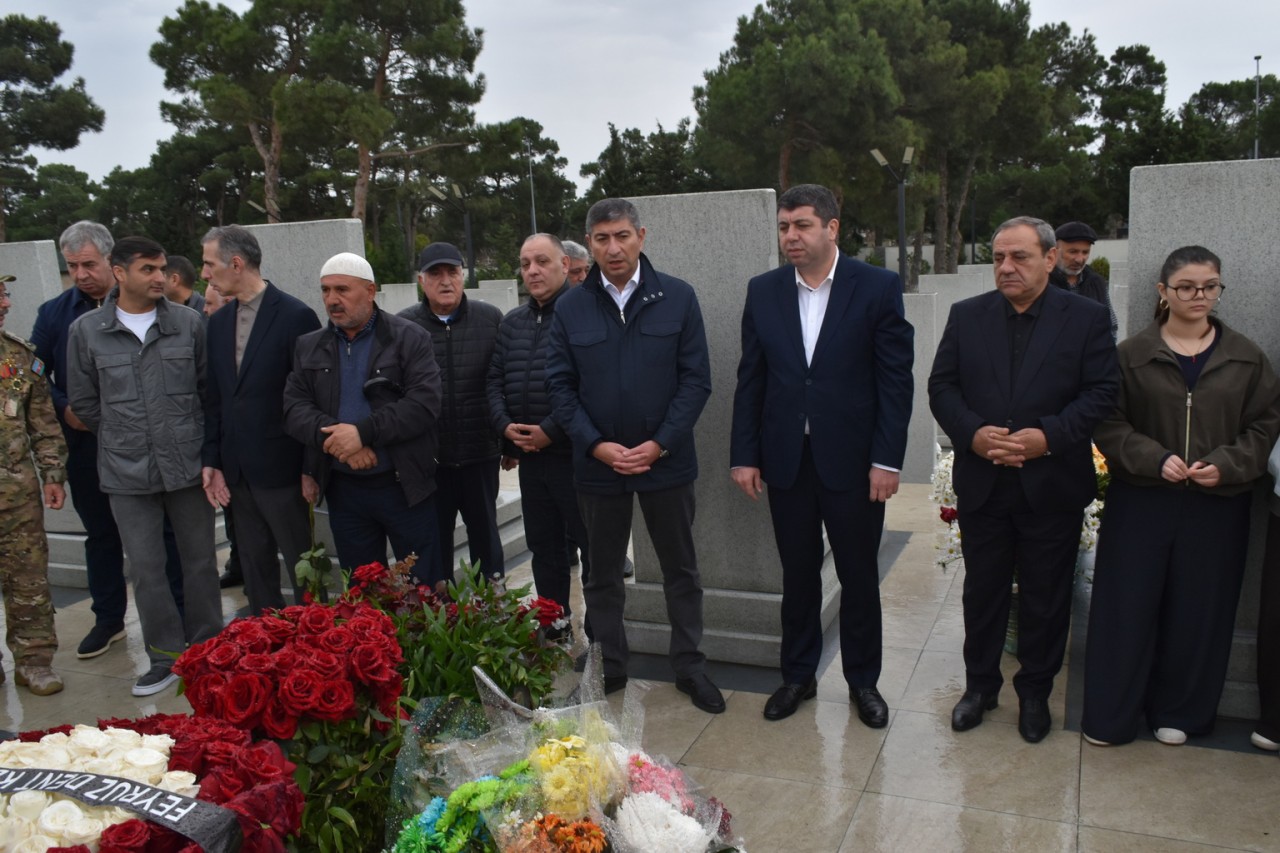Yasamal rayonunda şəhidlər yad edilib - FOTOLAR