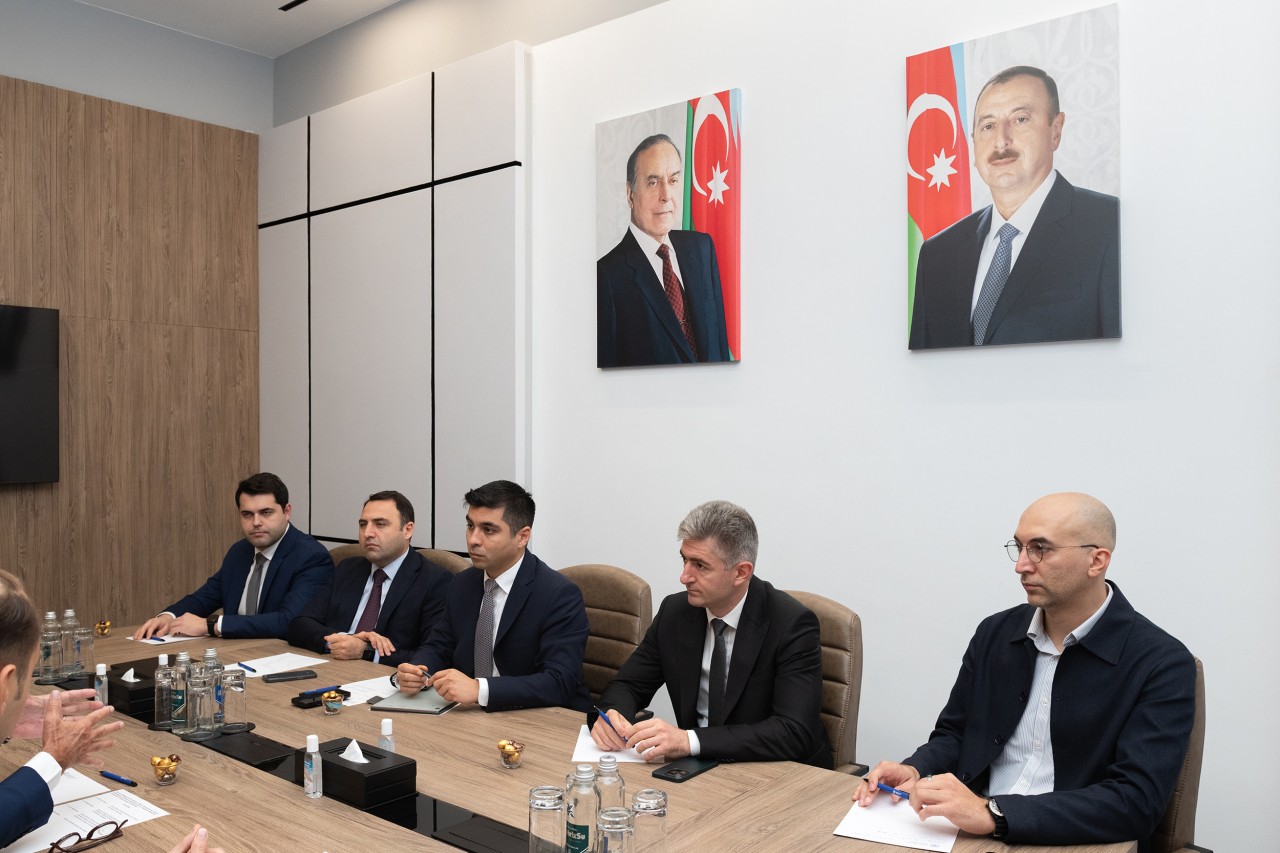 RİNN-də Alen Penel ilə görüş keçirilib - FOTO