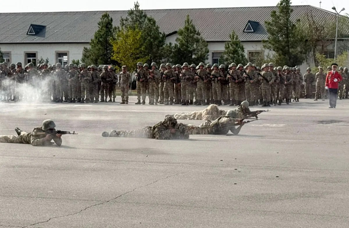 Hərbi vəzifəlilərin təlim toplanışları başa çatdı - FOTOLAR