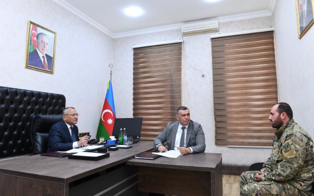 Rövşən Rzayev növbəti vətəndaş qəbulu keçirdi - FOTO