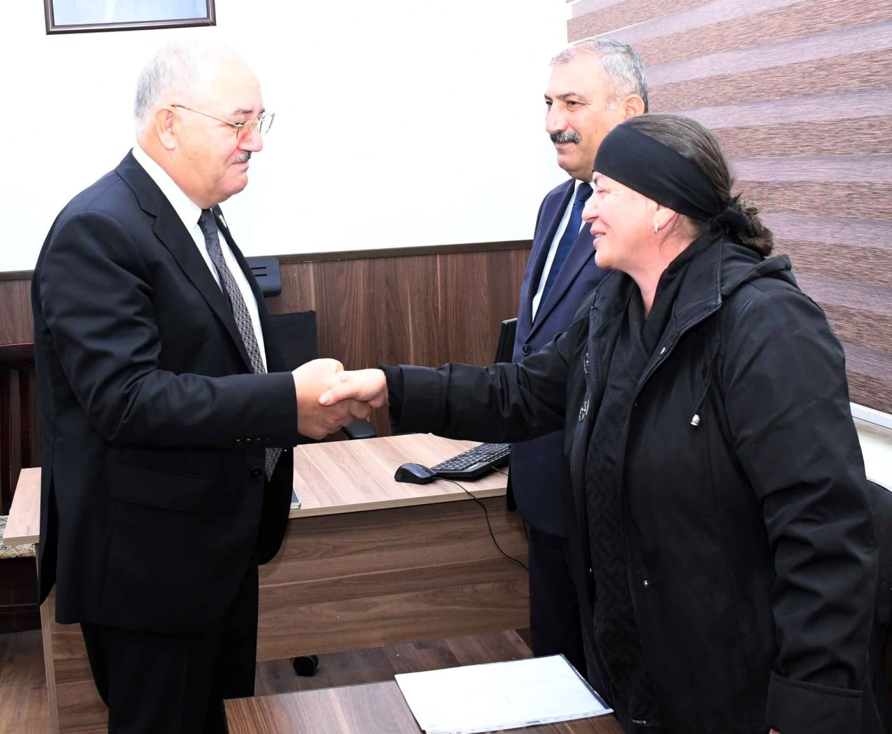 Vaqif Həsənov vətəndaşların növbəti qəbulunu keçirib - FOTOLAR