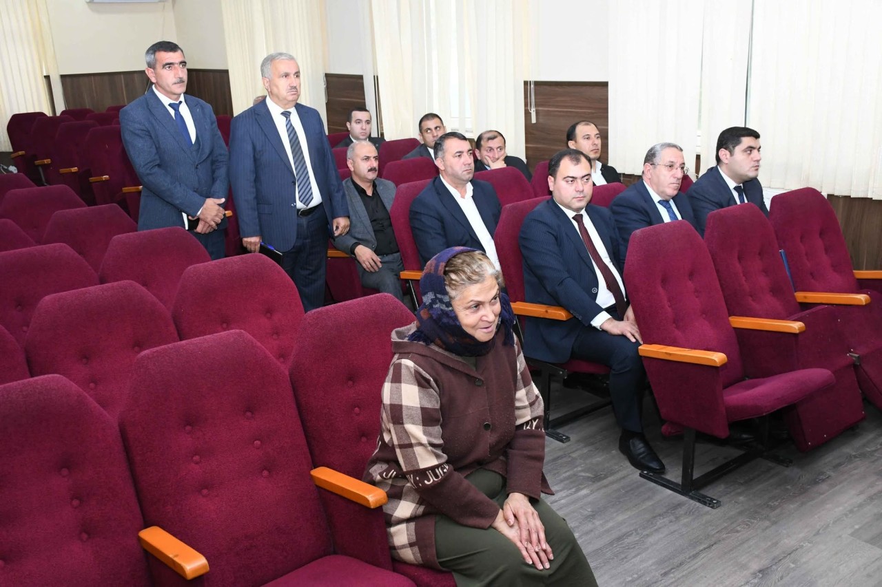 Vaqif Həsənov vətəndaşların növbəti qəbulunu keçirib - FOTOLAR