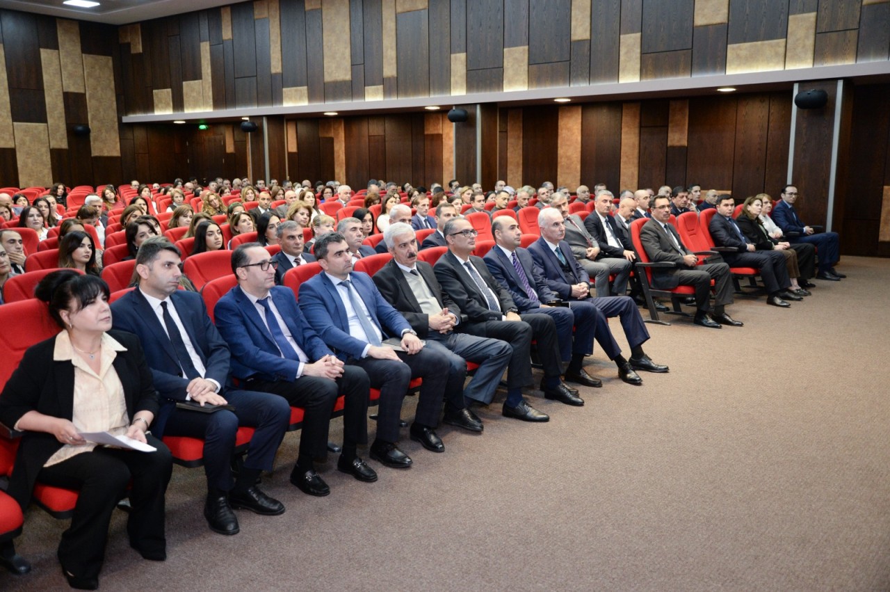 YAP-ın VIII Qurultayından irəli gələn vəzifələr müzakirə olundu - FOTOLAR