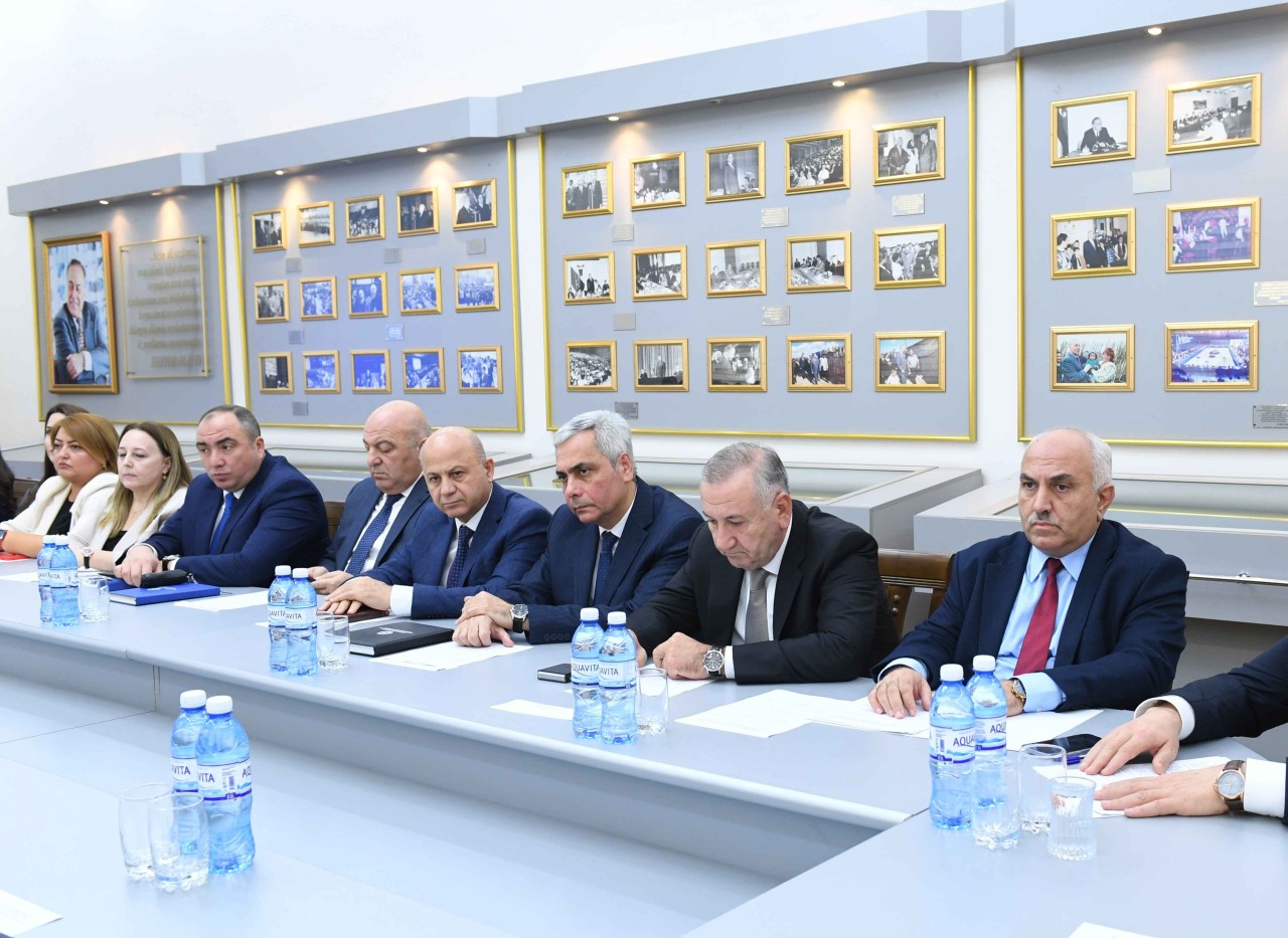 YAP-ın VIII Qurultayından irəli gələn vəzifələrə dair geniş müşavirə keçirildi - FOTOLAR